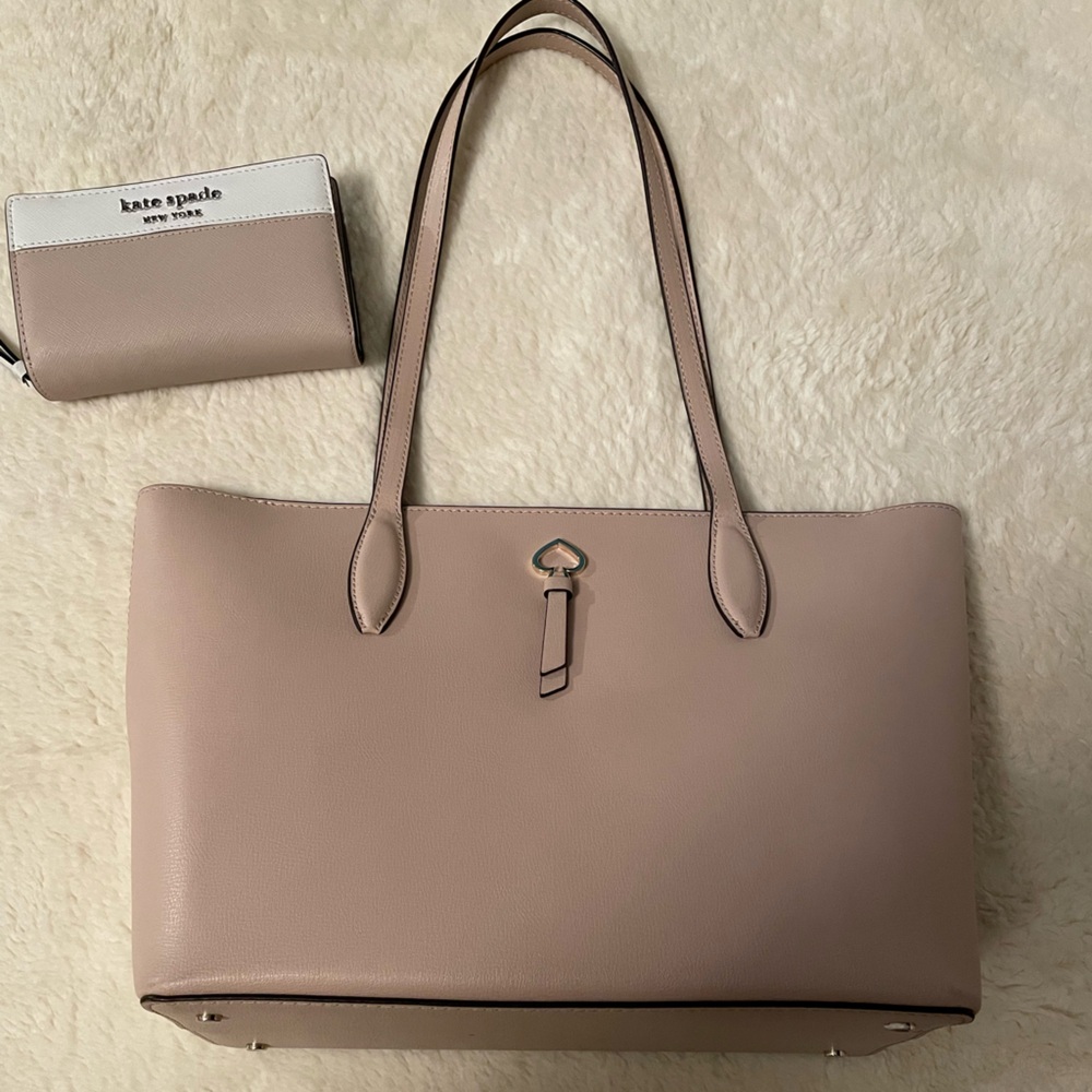 Large Kate Spade purse and wallet